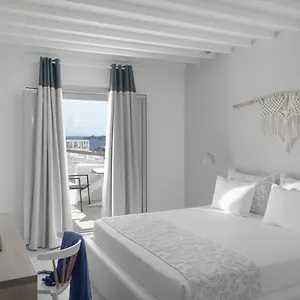 מלון Mykonos Essence Adults Only, אורנוס